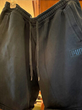 Puma Black Sweatpants Size XL